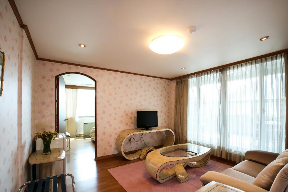 Danyang Tourist Hotel Edelweiss Екстериор снимка