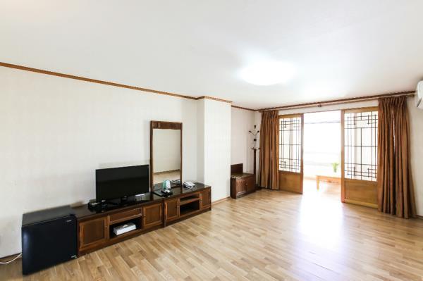 Danyang Tourist Hotel Edelweiss Екстериор снимка